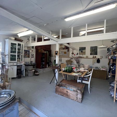 Harrys Hardware Home Brösarp エクステリア 写真