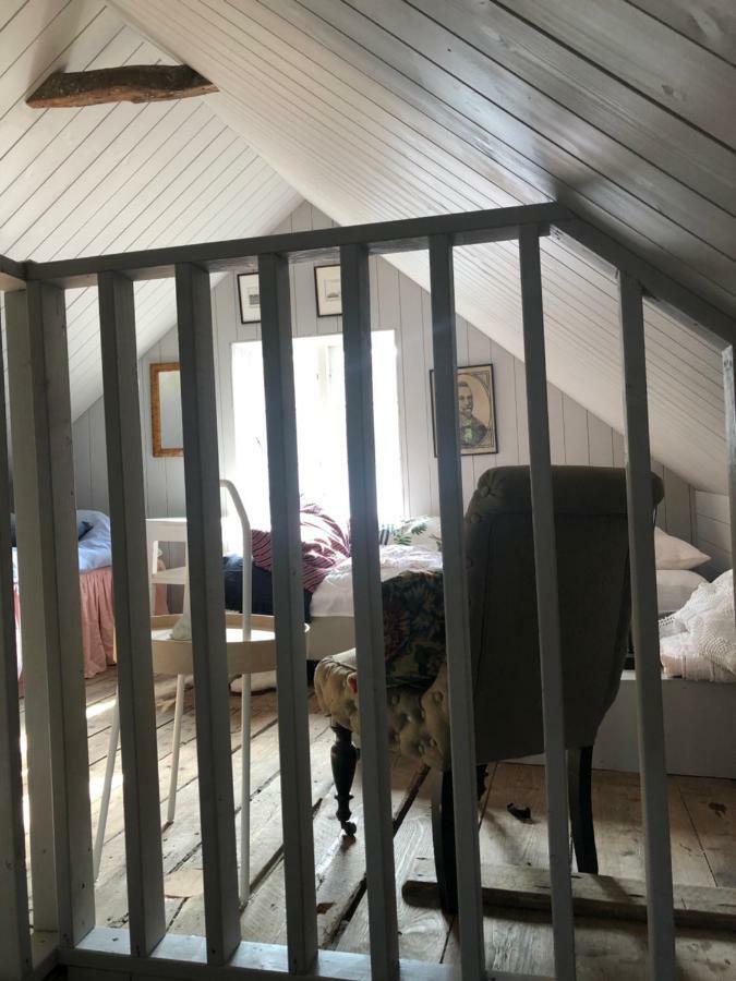 Harrys Hardware Home Brösarp エクステリア 写真